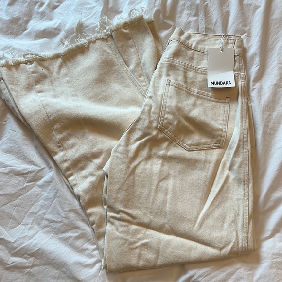 Mundaka Asymmetrical Cream Jeans Size US4 - Picture 2 of 5